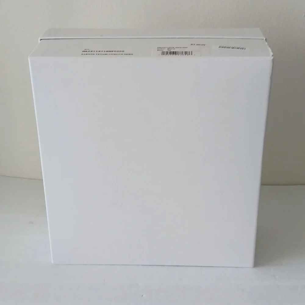 Moschino Couture Milano Shoe Storage Box White 11